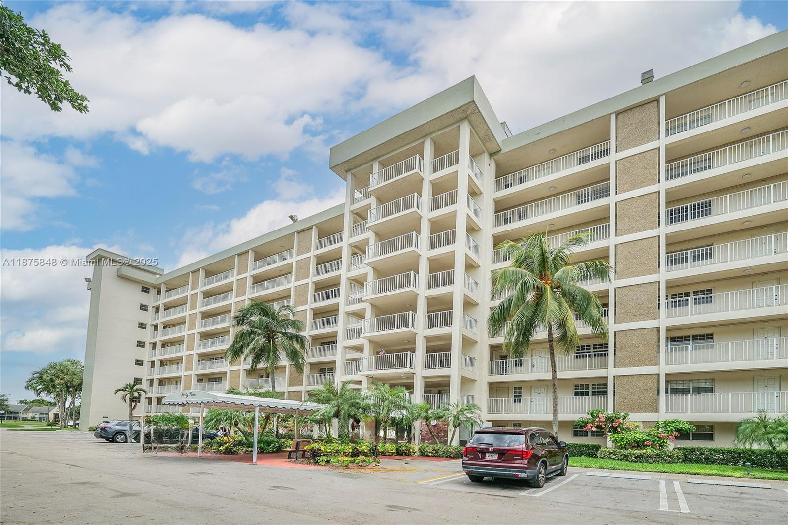 NO 49 PALM-AIRE COUNTRY C - Residential