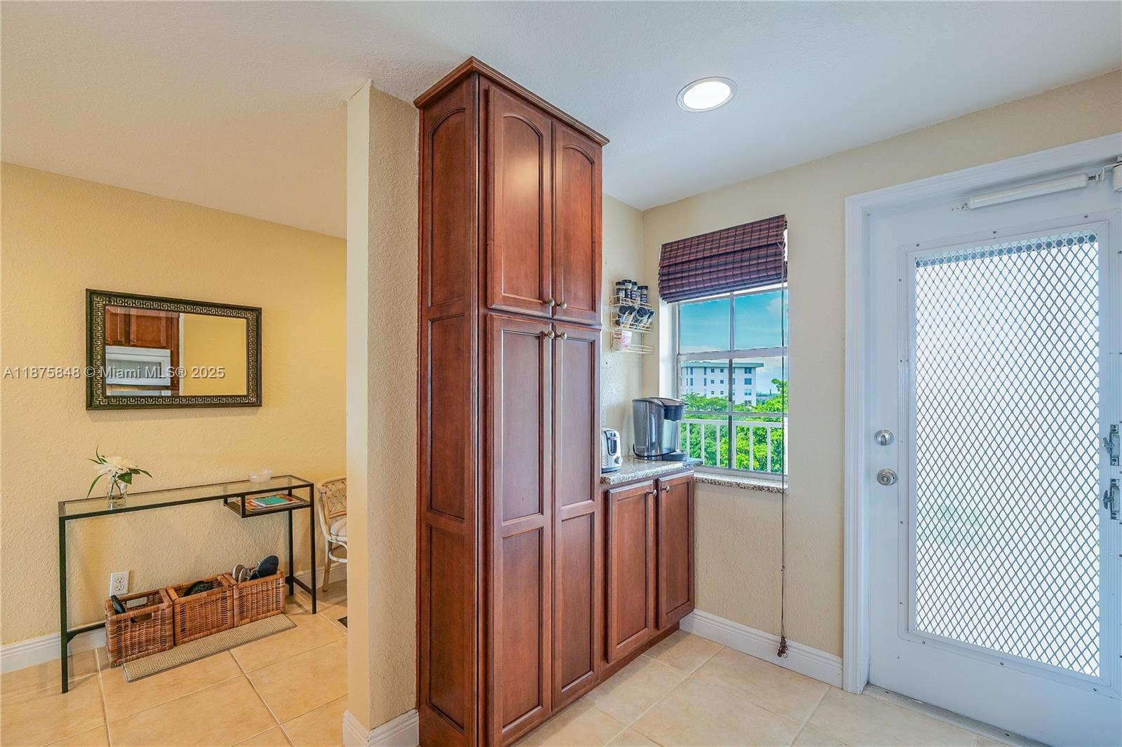 NO 49 PALM-AIRE COUNTRY C - Residential