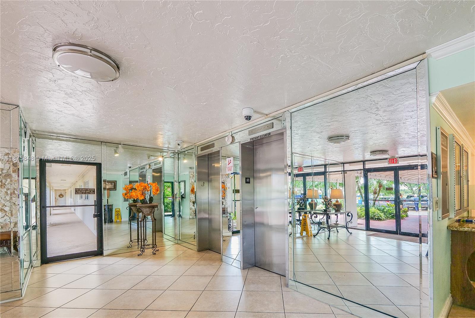 NO 49 PALM-AIRE COUNTRY C - Residential