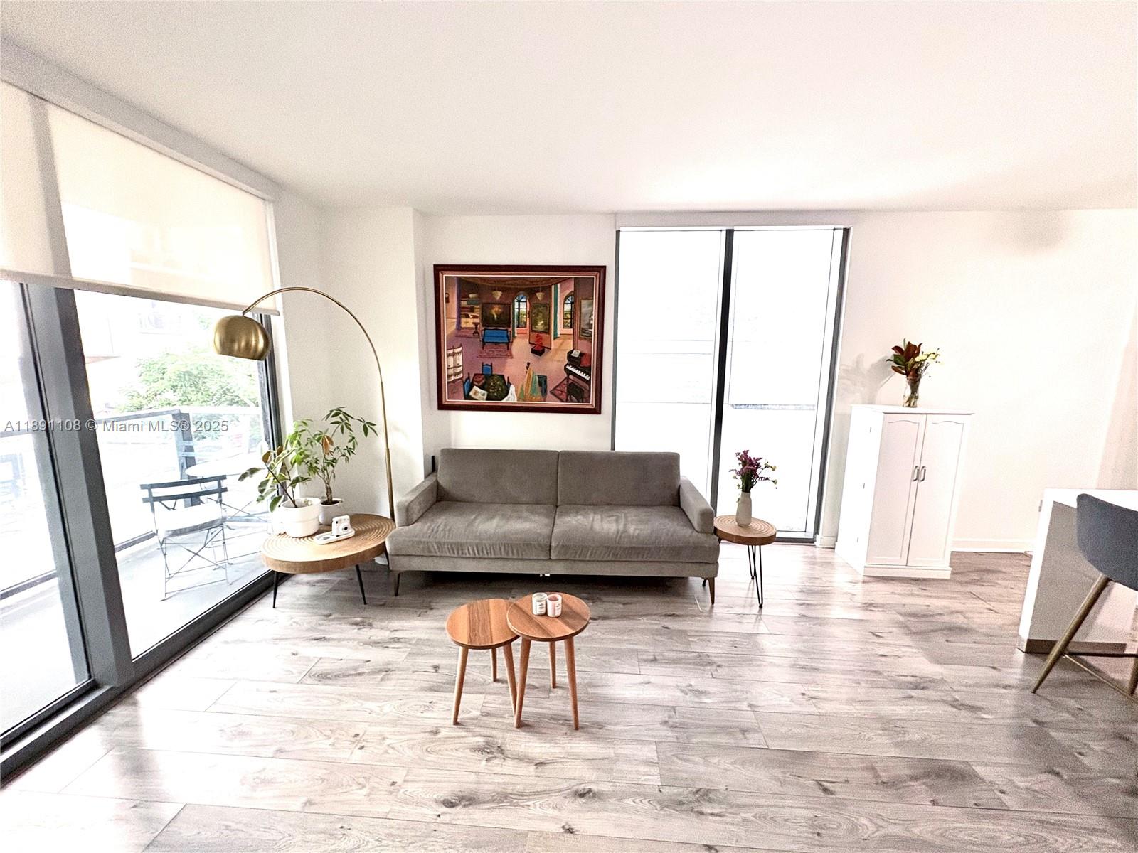 31 SE 6th St 308