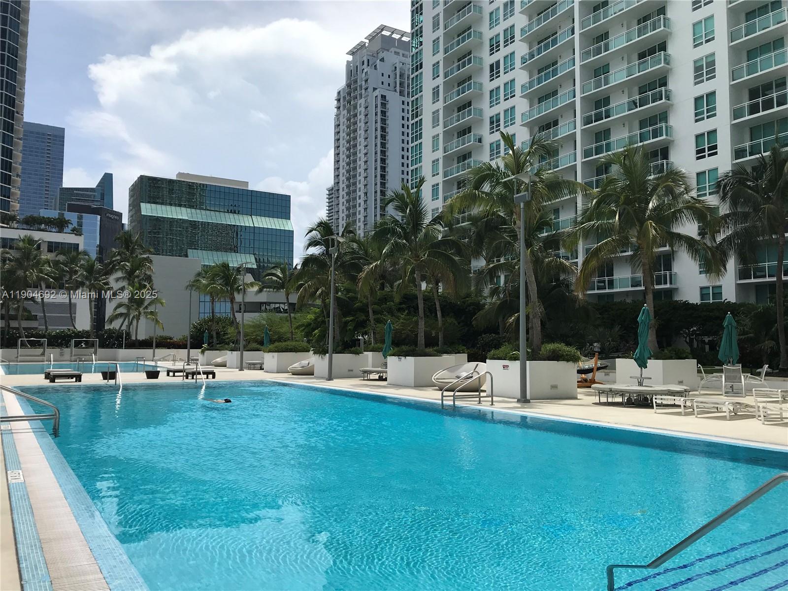 THE PLAZA 851 BRICKELL CO - Residential Lease