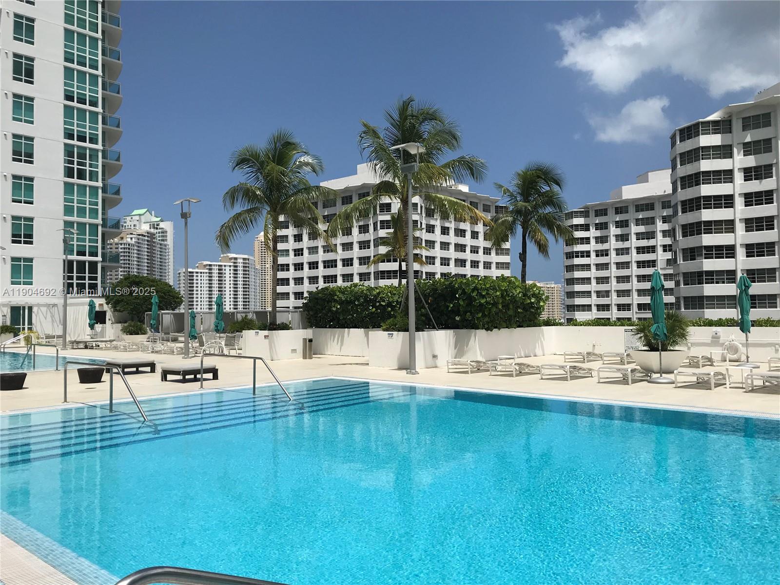 THE PLAZA 851 BRICKELL CO - Residential Lease