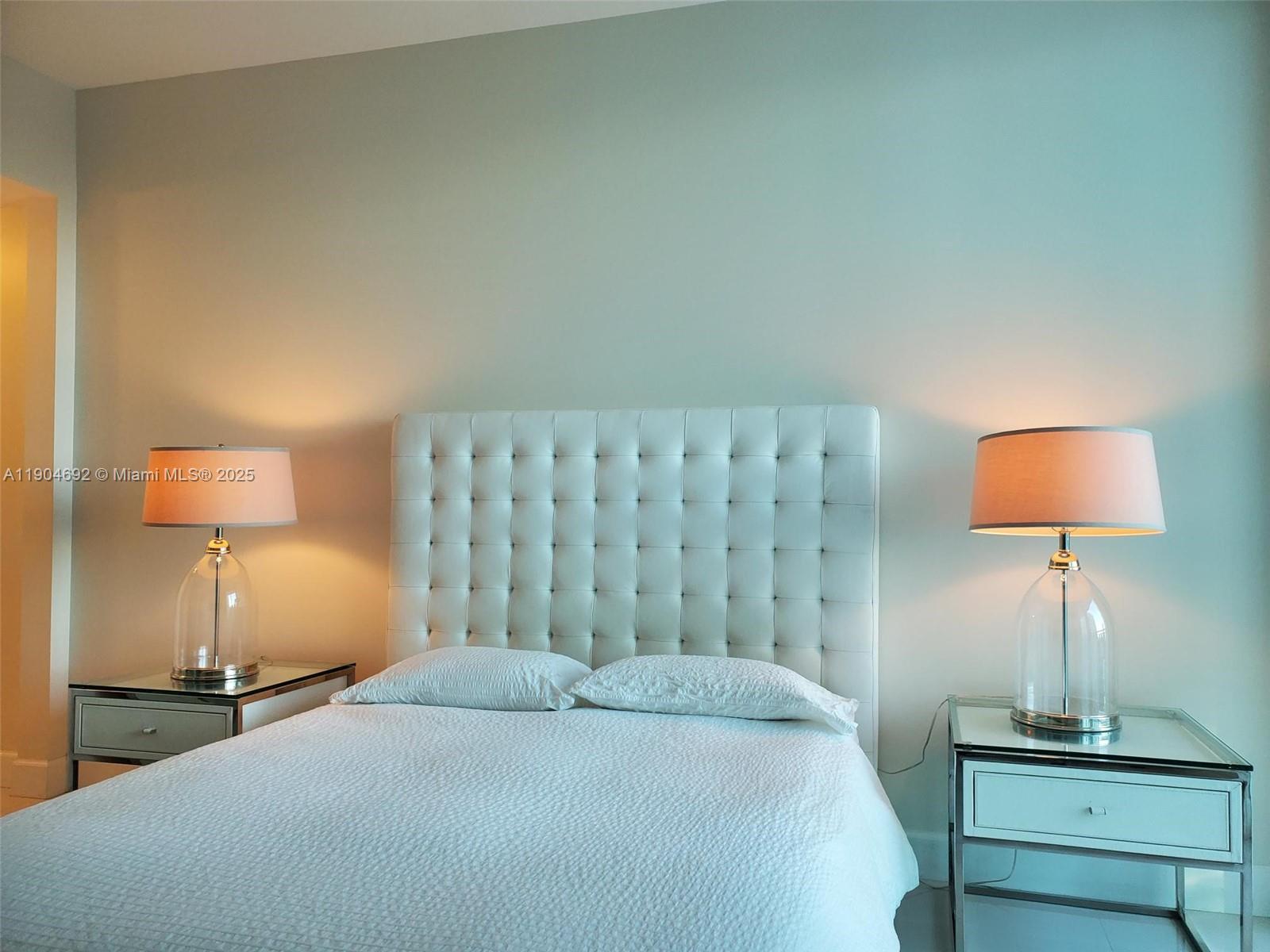 THE PLAZA 851 BRICKELL CO - Residential Lease