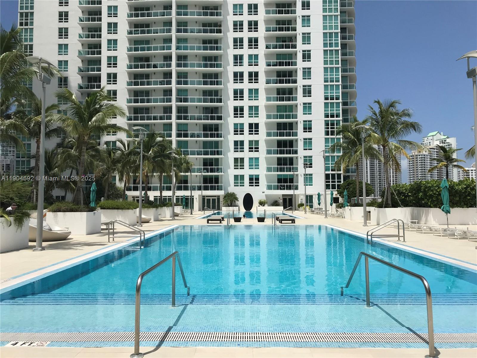 THE PLAZA 851 BRICKELL CO - Residential Lease
