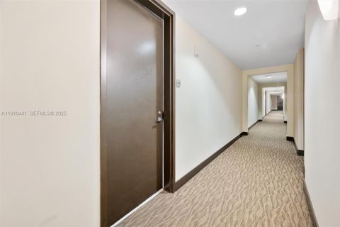 79 SW 12th St 4004S Miami FL 33130