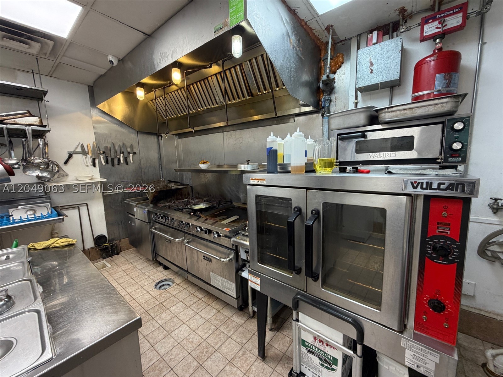 Restaurant space NW For Lease