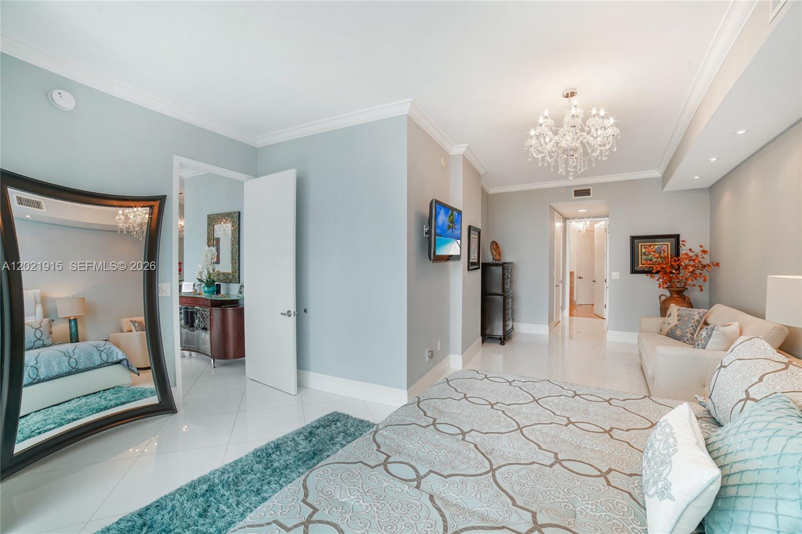 TRUMP PALACE CONDO - Residential