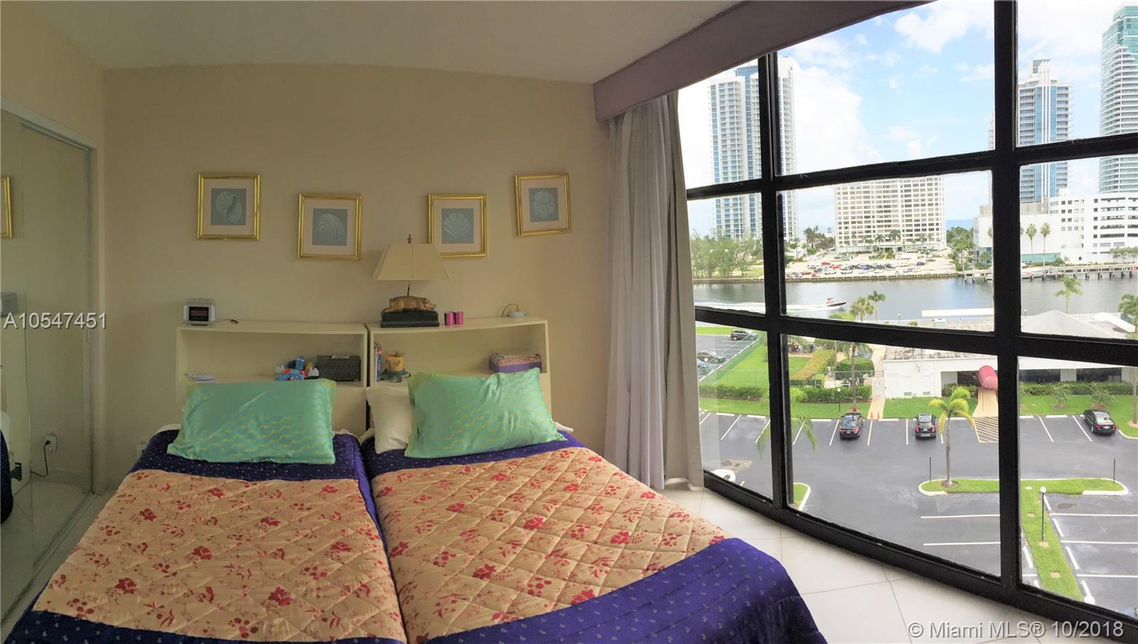 TOWERS OF OCEANVIEW SOUTH - Residential