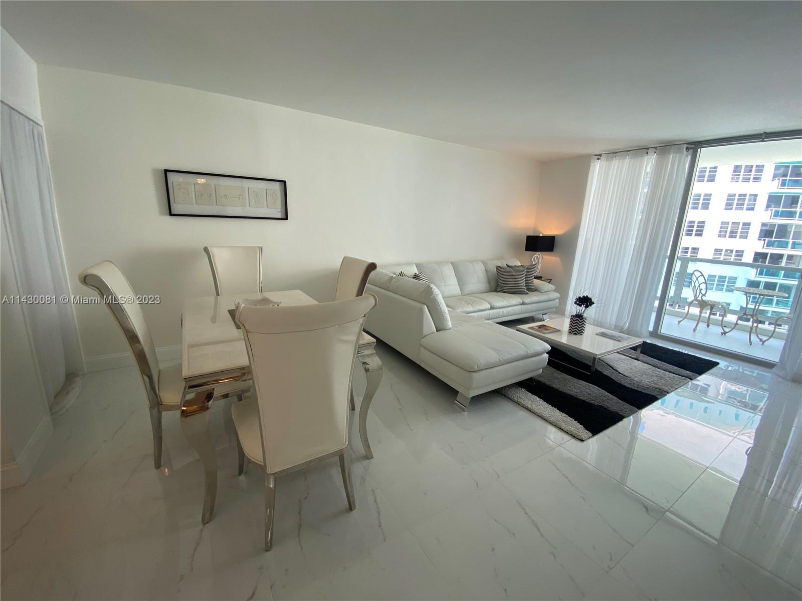 5151 Collins Ave 1027