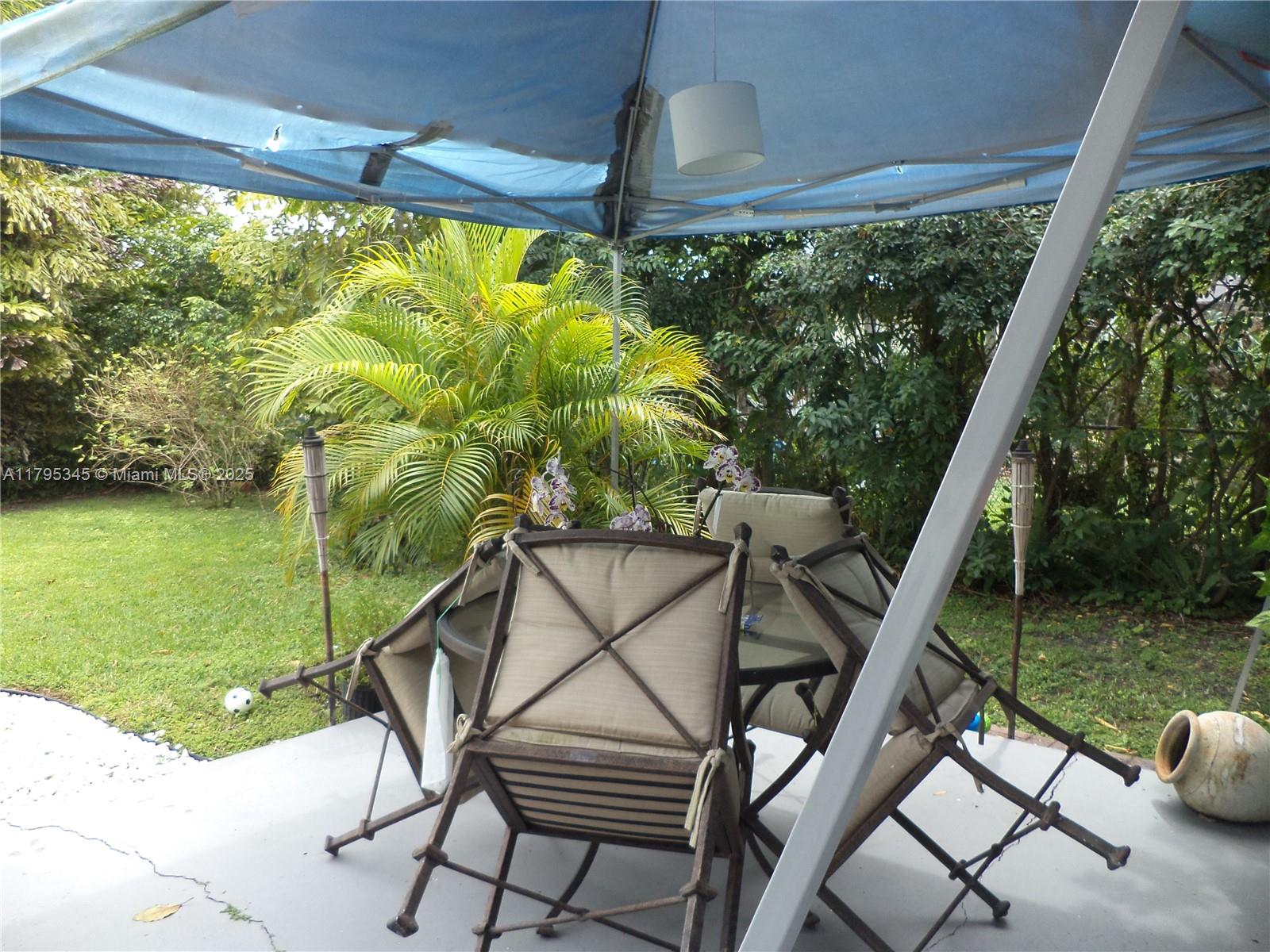 CORAL VILLAS REV - Residential Lease