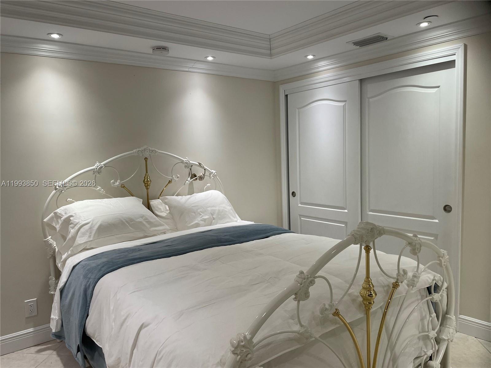 CLUB ATLANTIS CONDO - Residential Lease