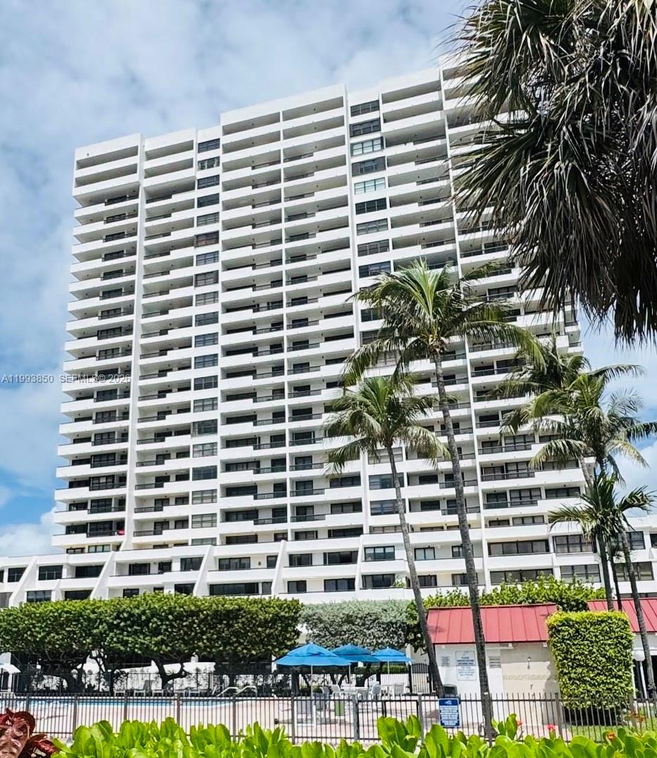 CLUB ATLANTIS CONDO - Residential Lease