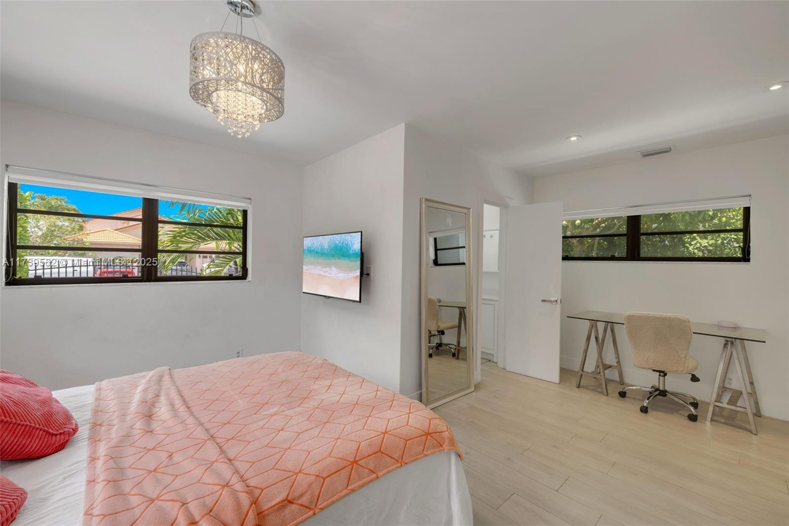 BISCAYNE BEACH-2ND ADDN - Residential