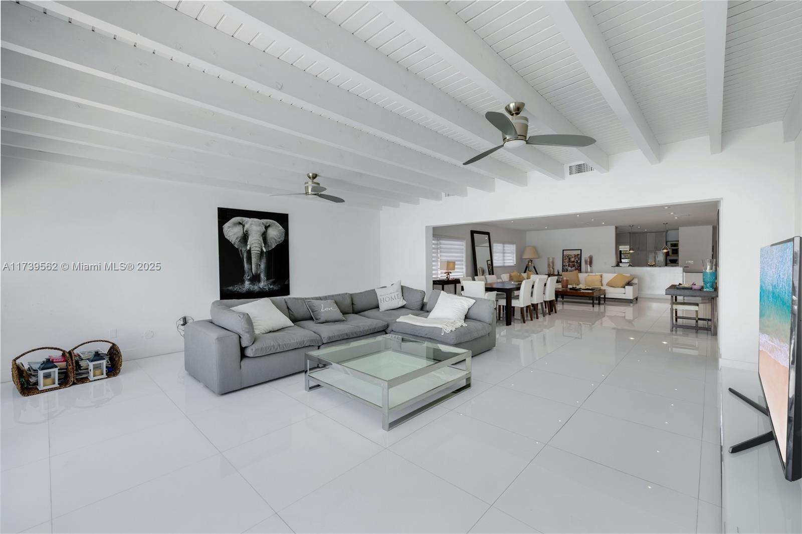 1405 Stillwater Dr