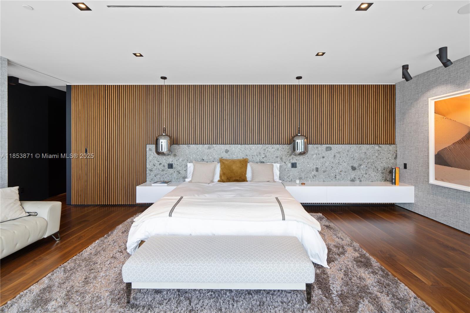 BRICKELLHOUSE CONDO - Residential