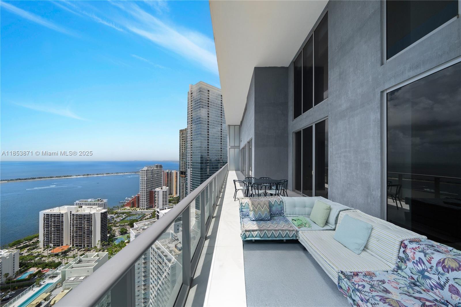 BRICKELLHOUSE CONDO - Residential
