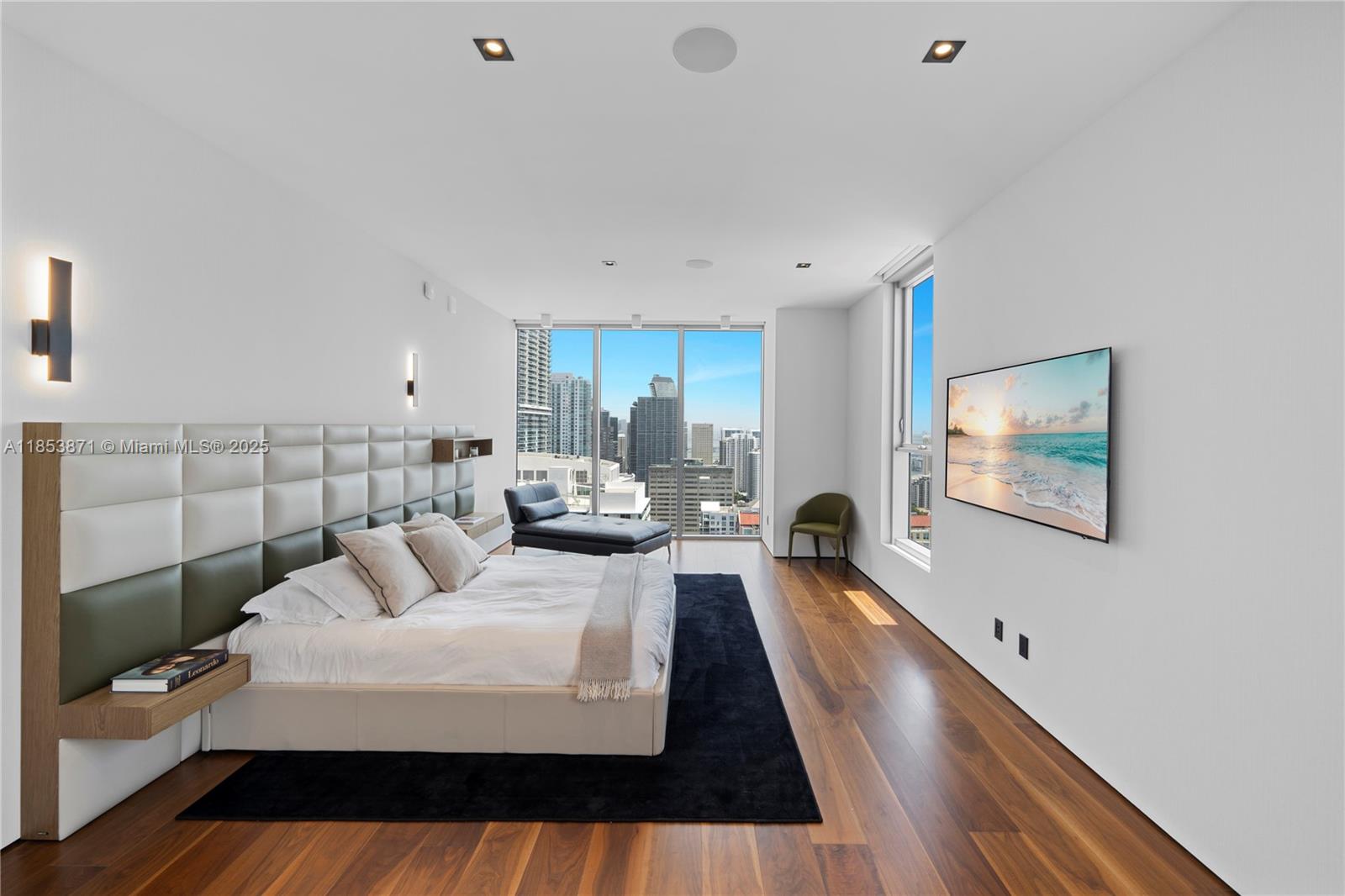 BRICKELLHOUSE CONDO - Residential