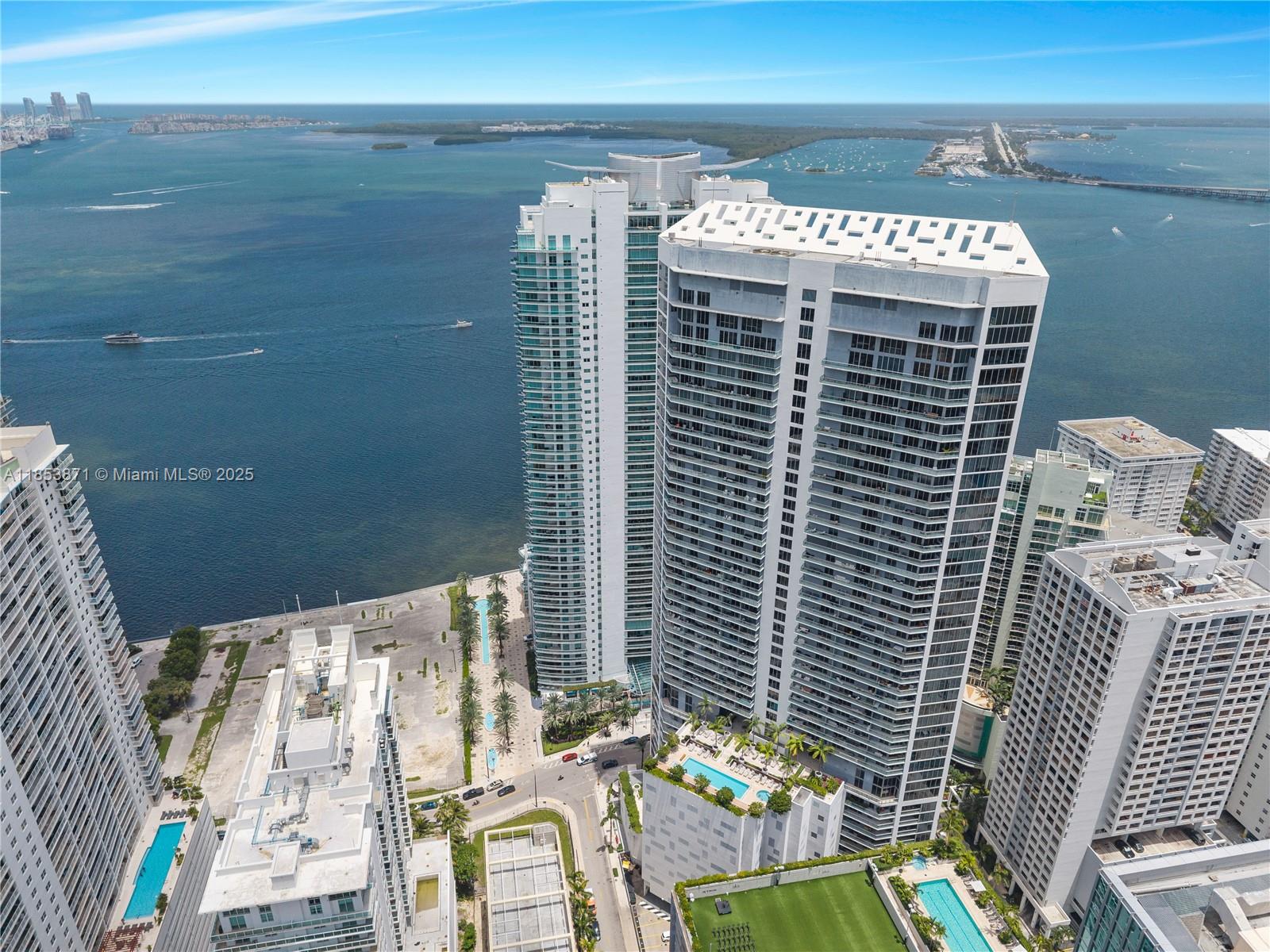 BRICKELLHOUSE CONDO - Residential