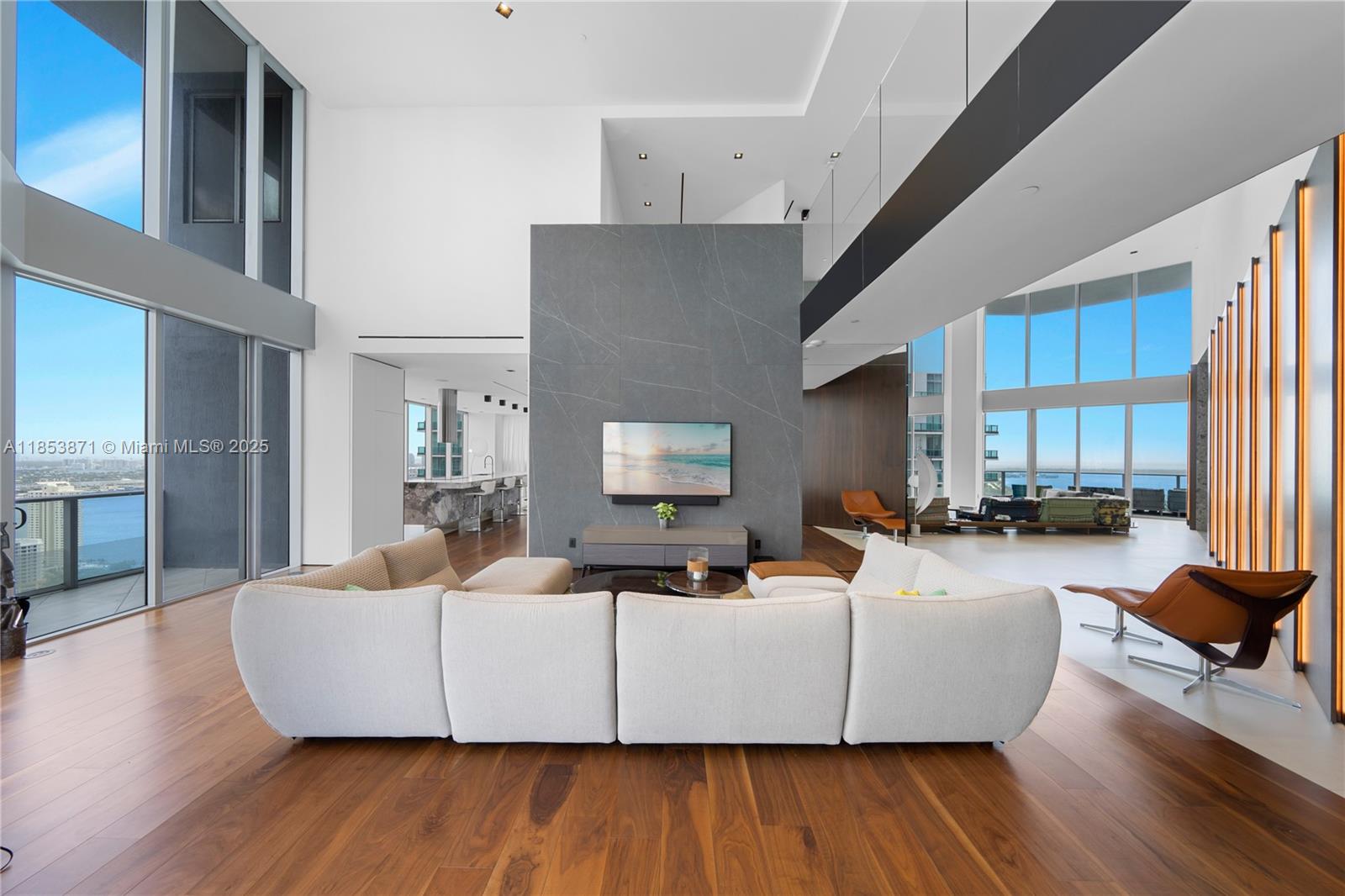 BRICKELLHOUSE CONDO - Residential