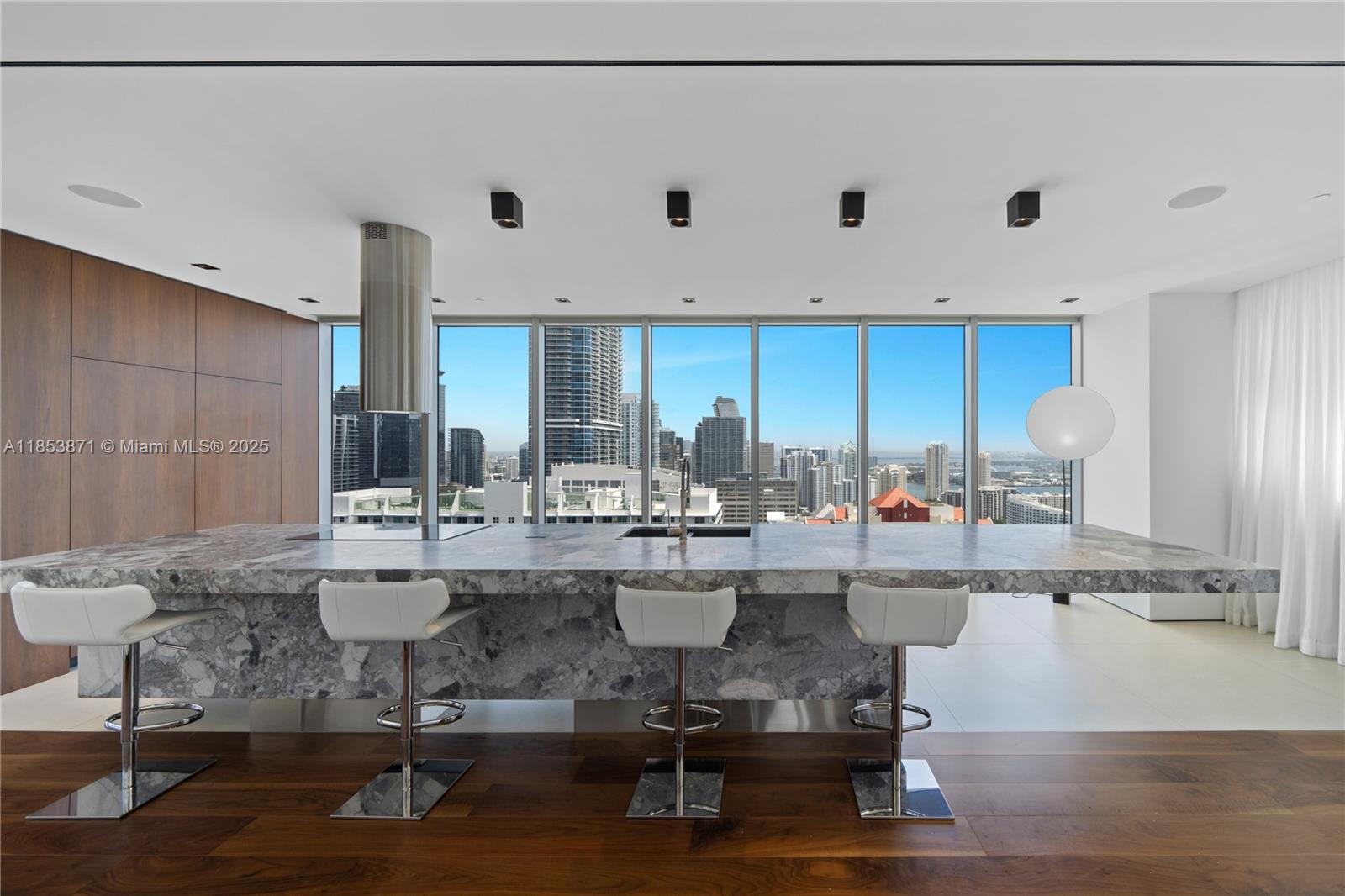 BRICKELLHOUSE CONDO - Residential