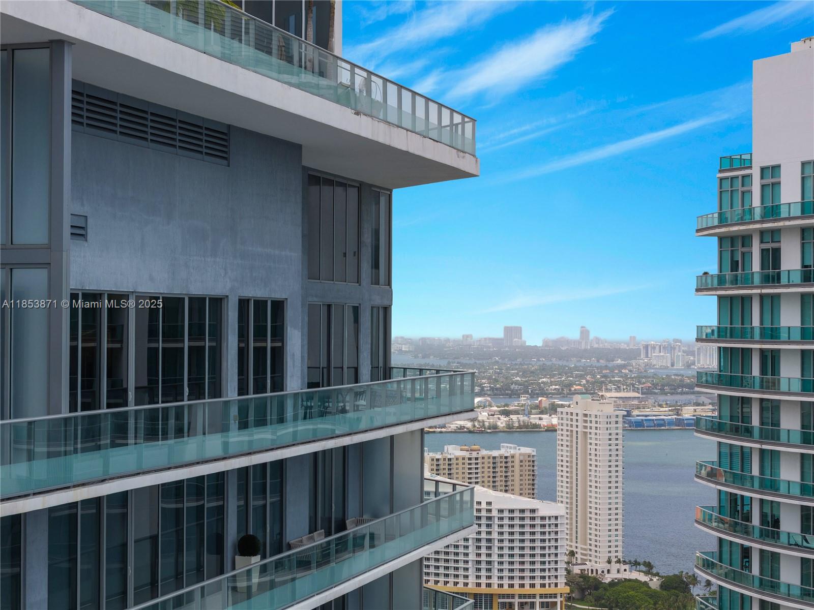 BRICKELLHOUSE CONDO - Residential