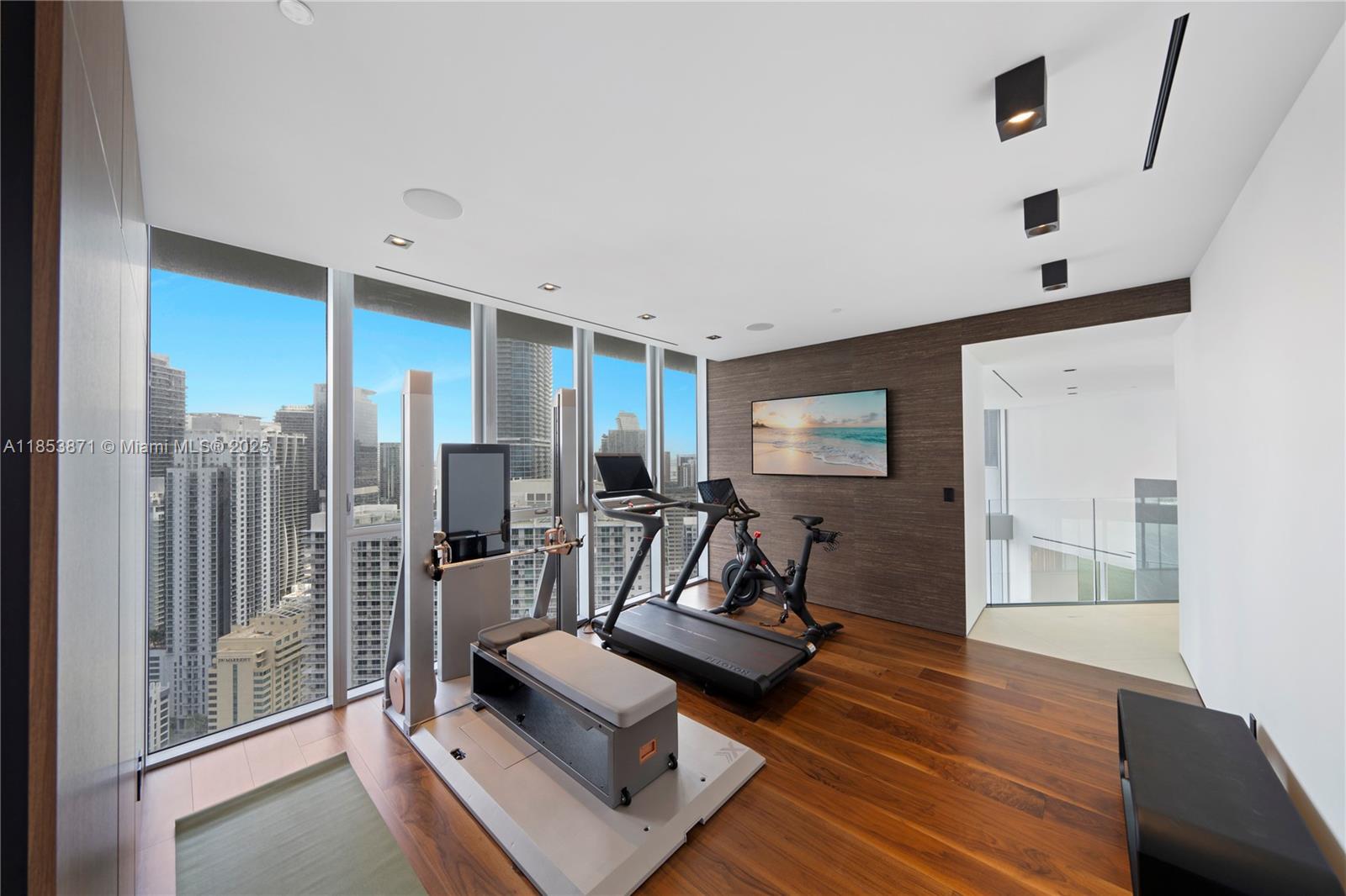 BRICKELLHOUSE CONDO - Residential
