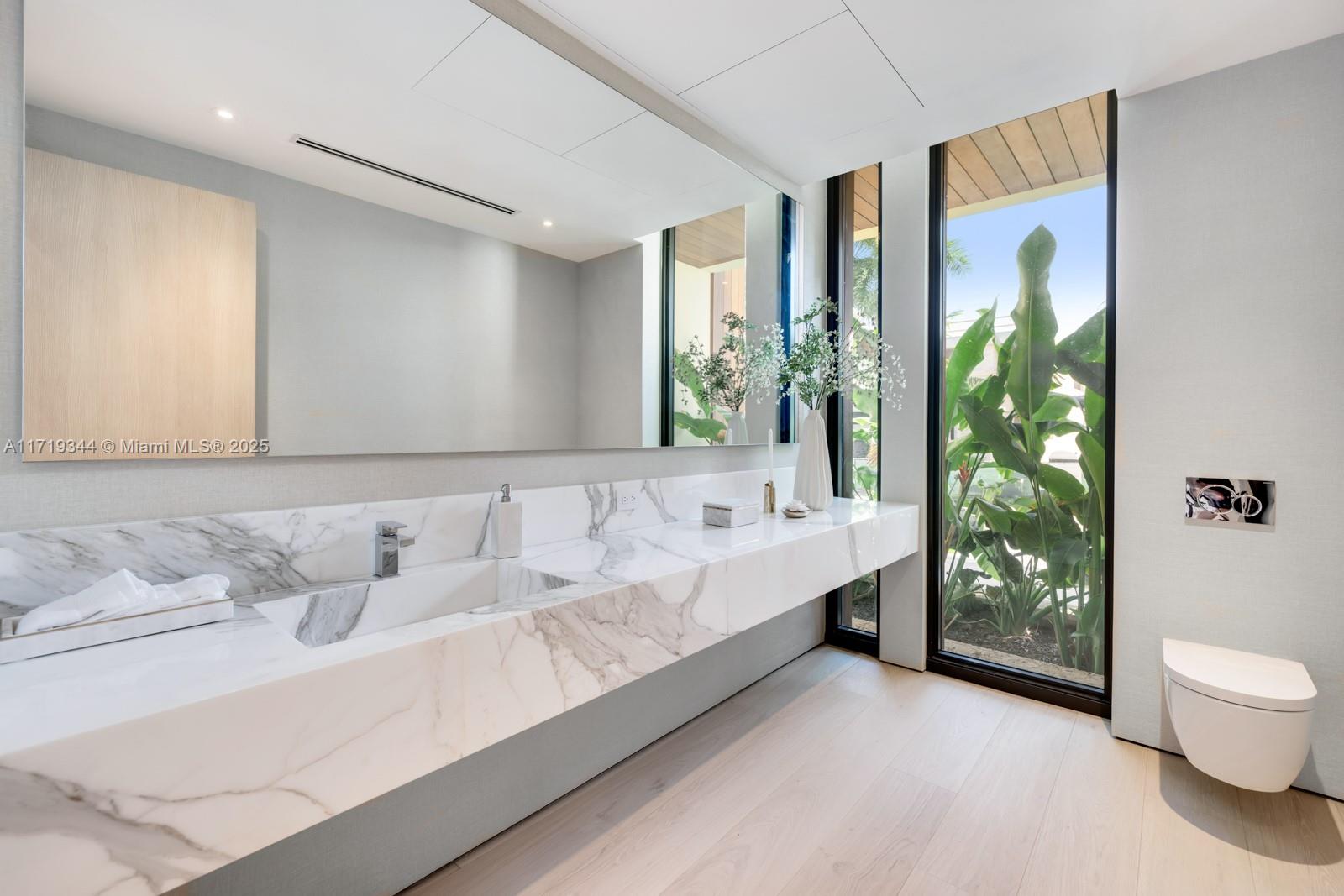 BISCAYNE ISL - Residential