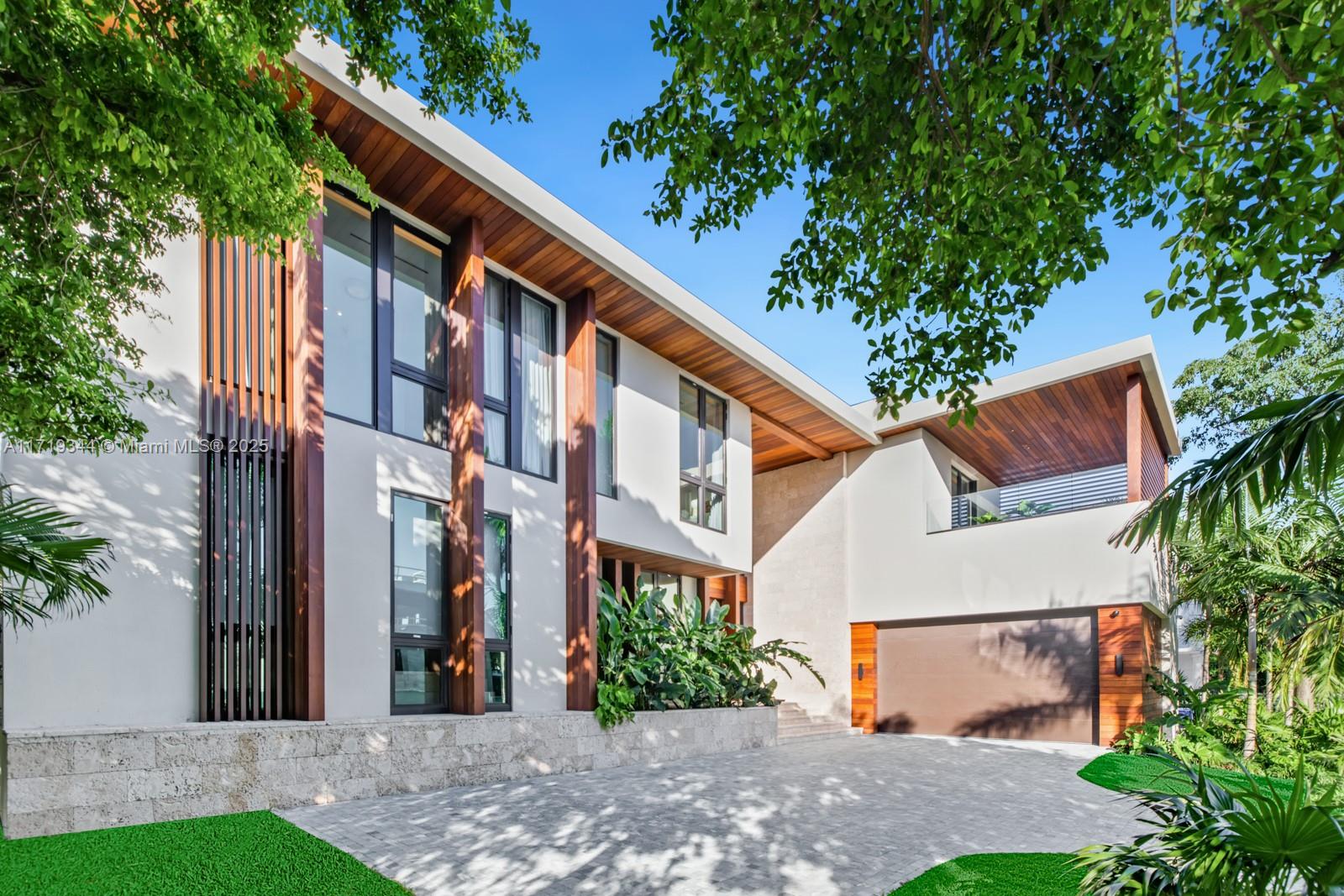 BISCAYNE ISL - Residential