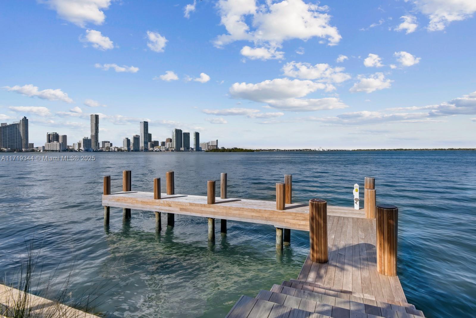 BISCAYNE ISL - Residential