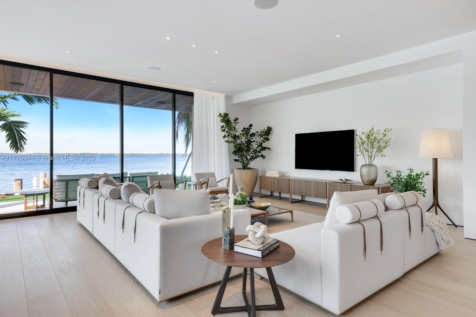 BISCAYNE ISL - Residential