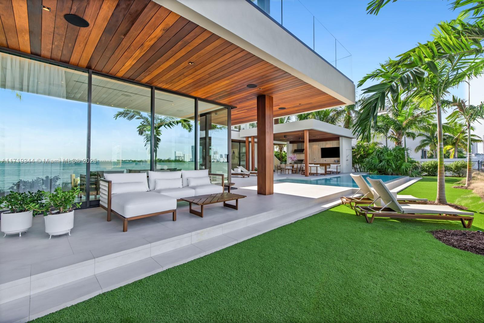 BISCAYNE ISL - Residential