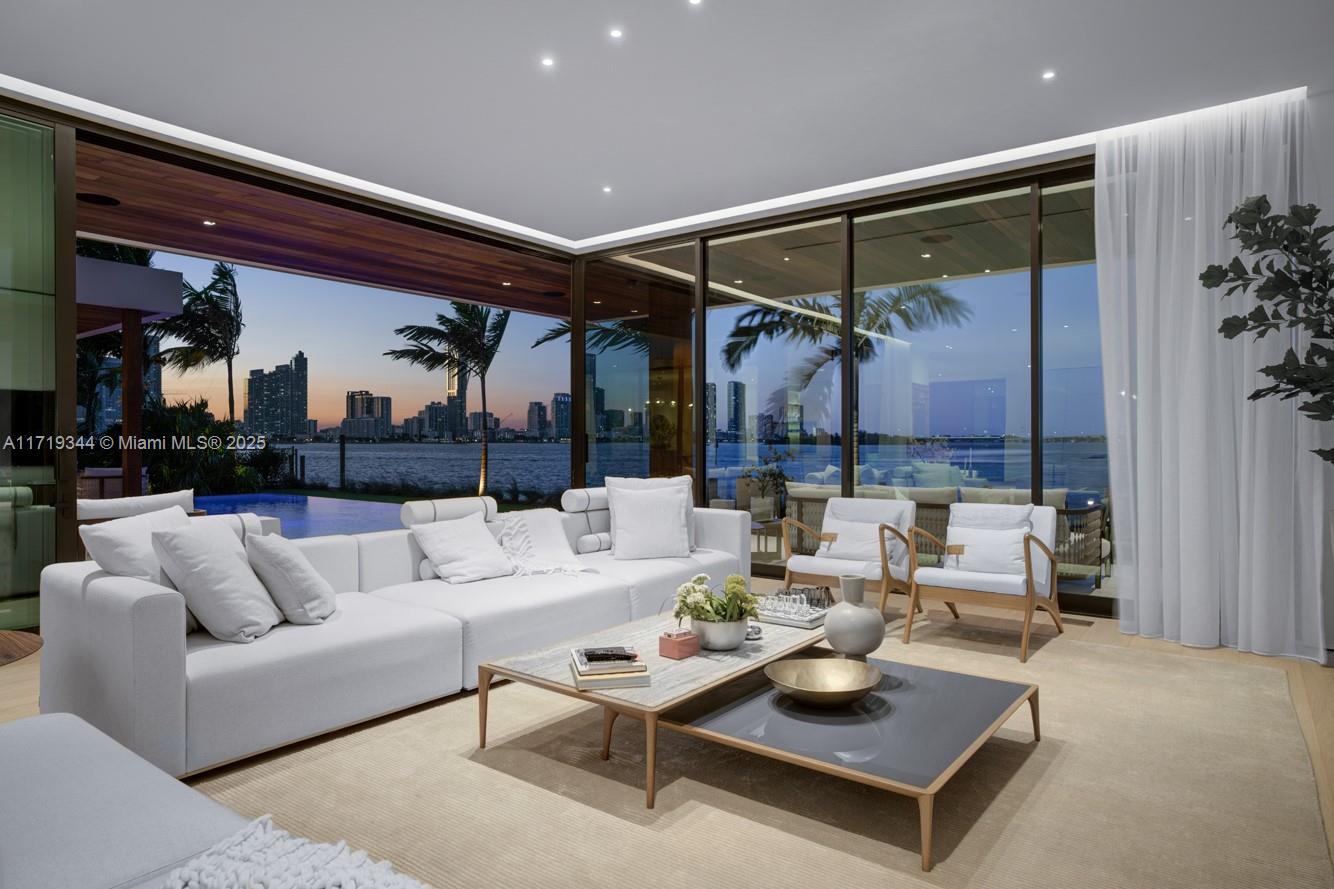 BISCAYNE ISL - Residential