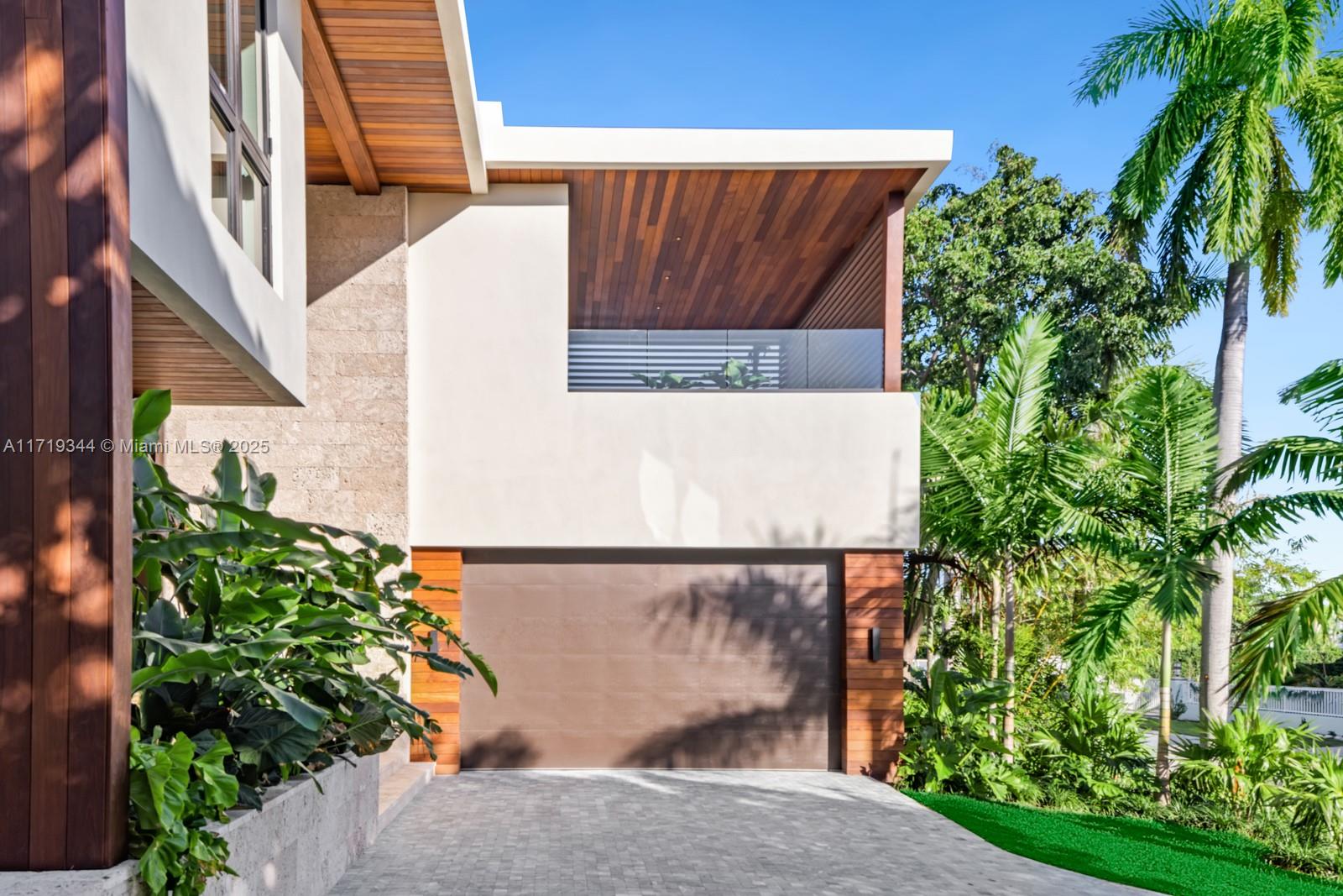 BISCAYNE ISL - Residential