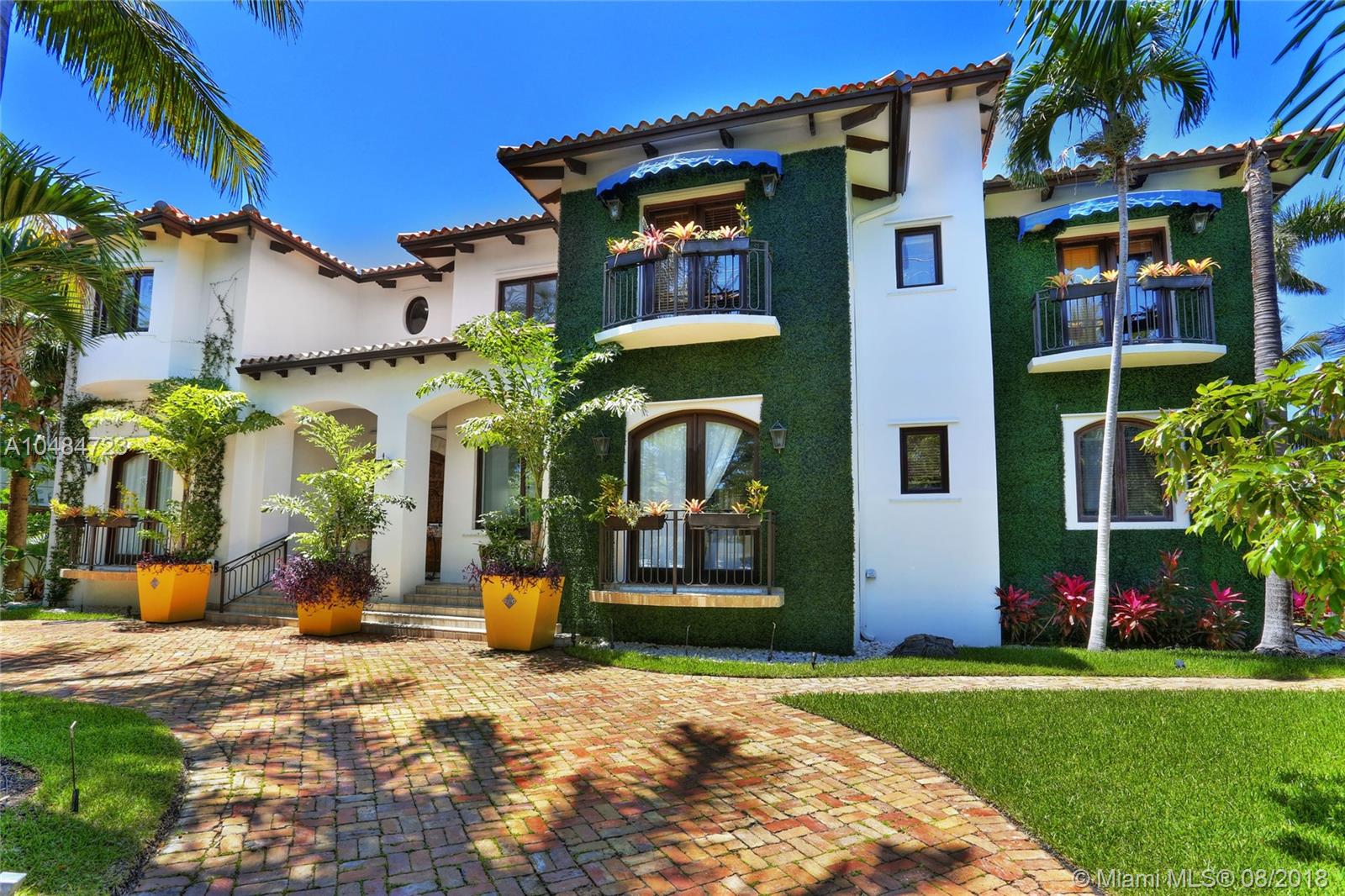 TROPICAL ISLE HOMES SUB PB - Residential