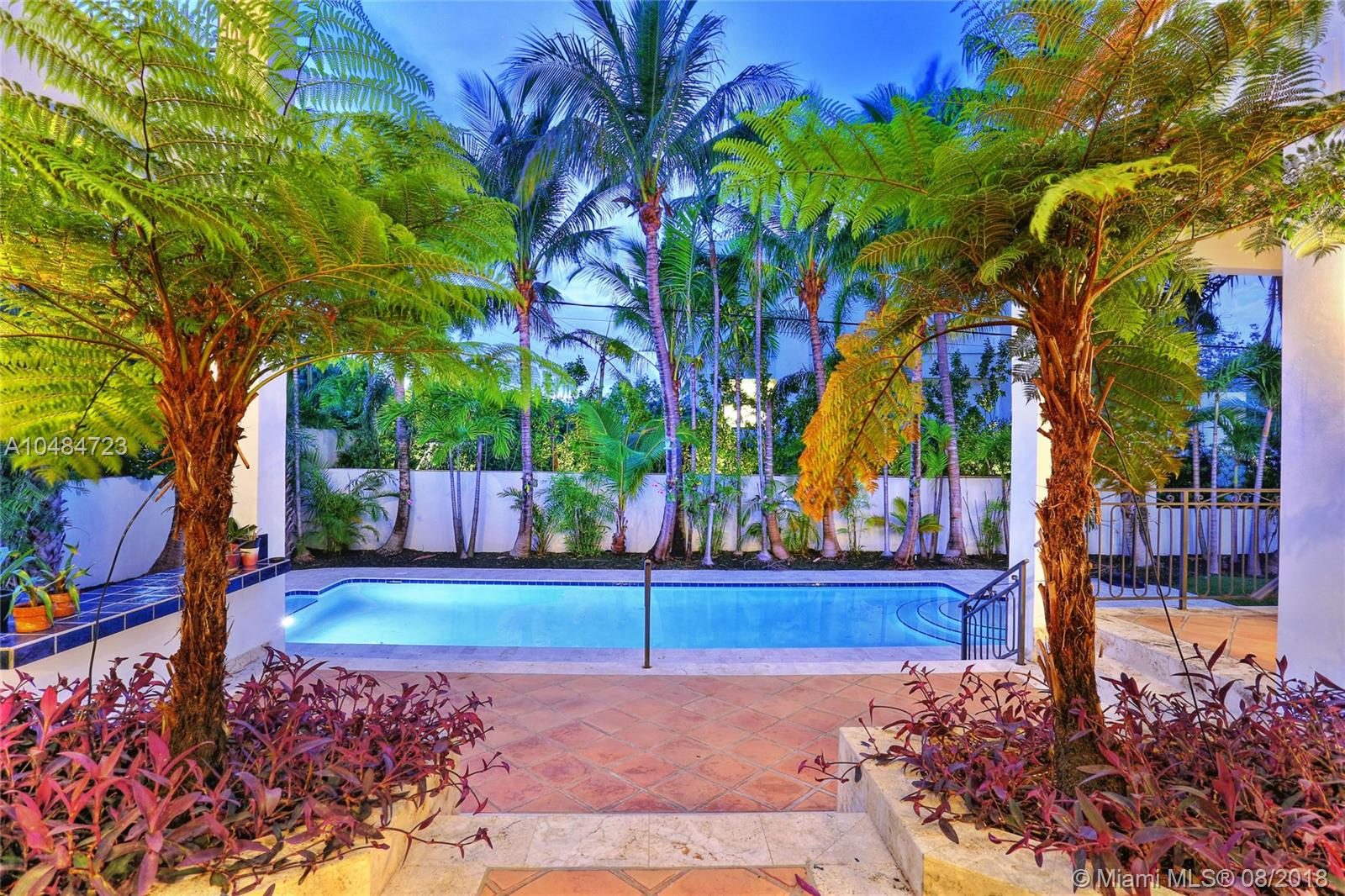 TROPICAL ISLE HOMES SUB PB - Residential