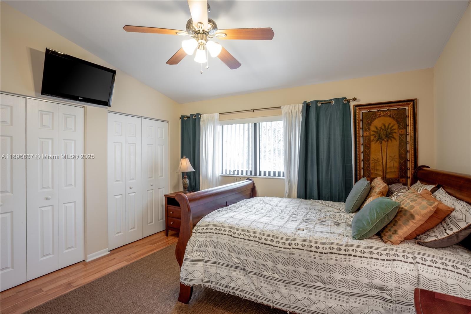 PINES OF OAKLAND FOREST W - Residential Lease