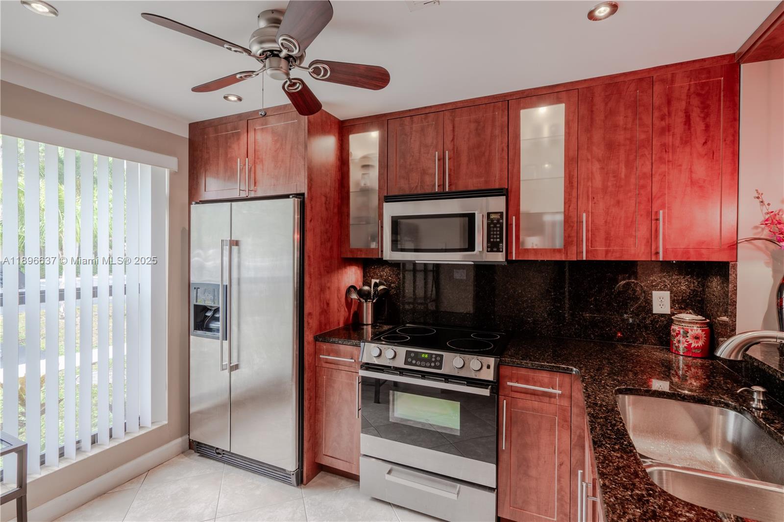 PINES OF OAKLAND FOREST W - Residential Lease