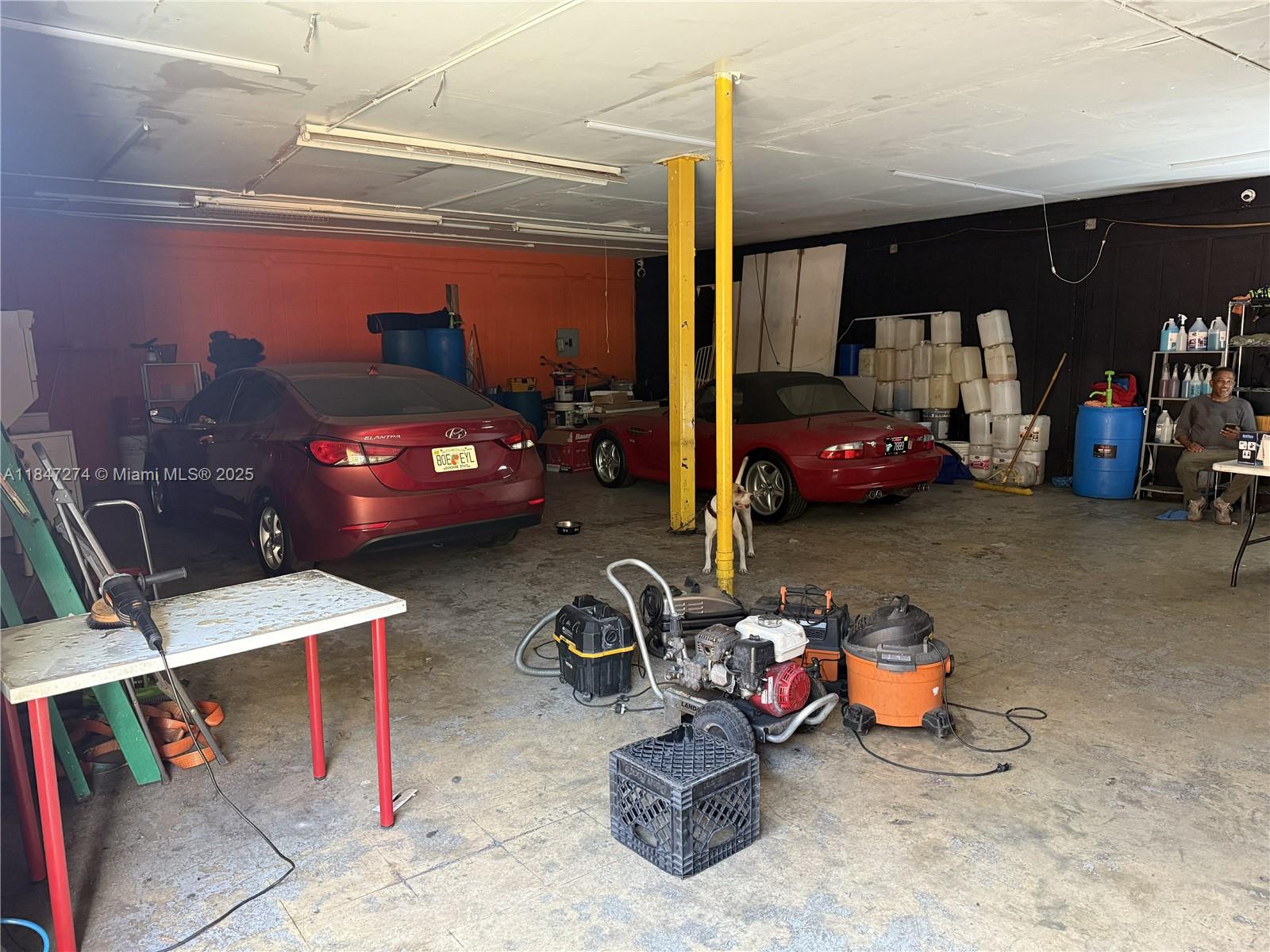 1341 NW 20th St