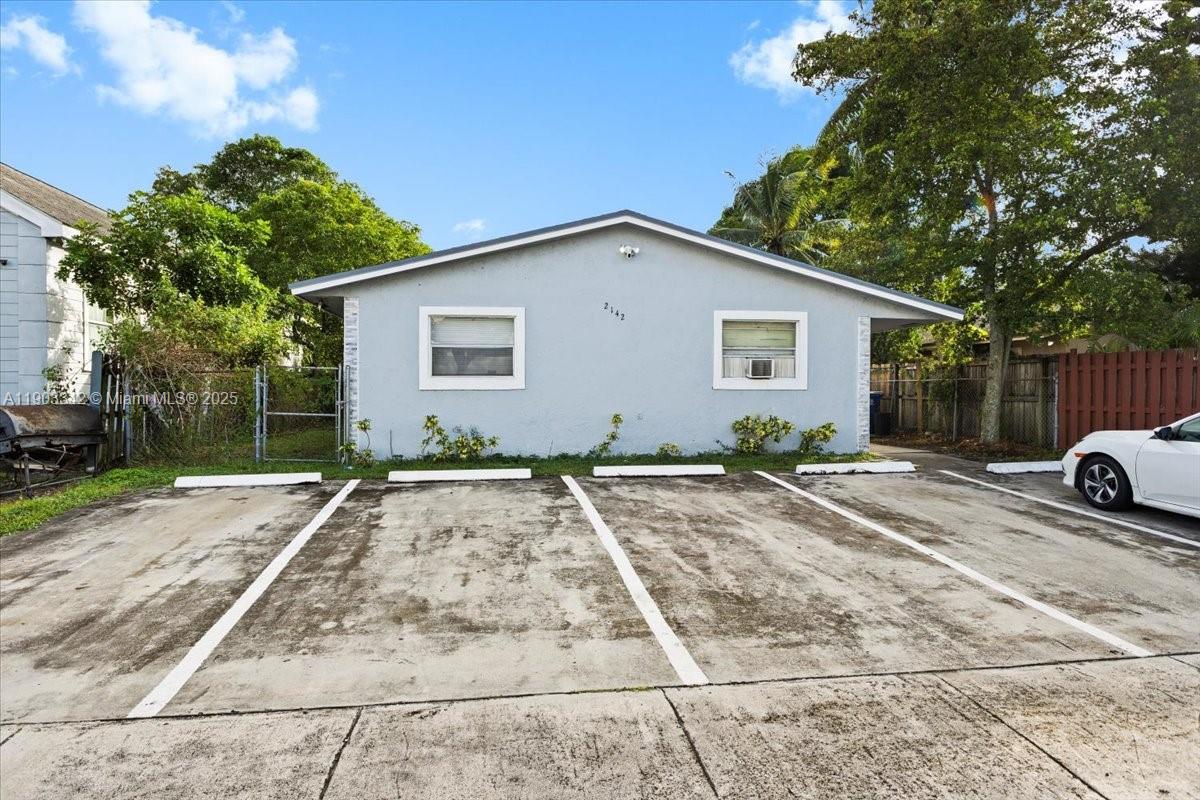 WASHINGTON PARK - Residential Income