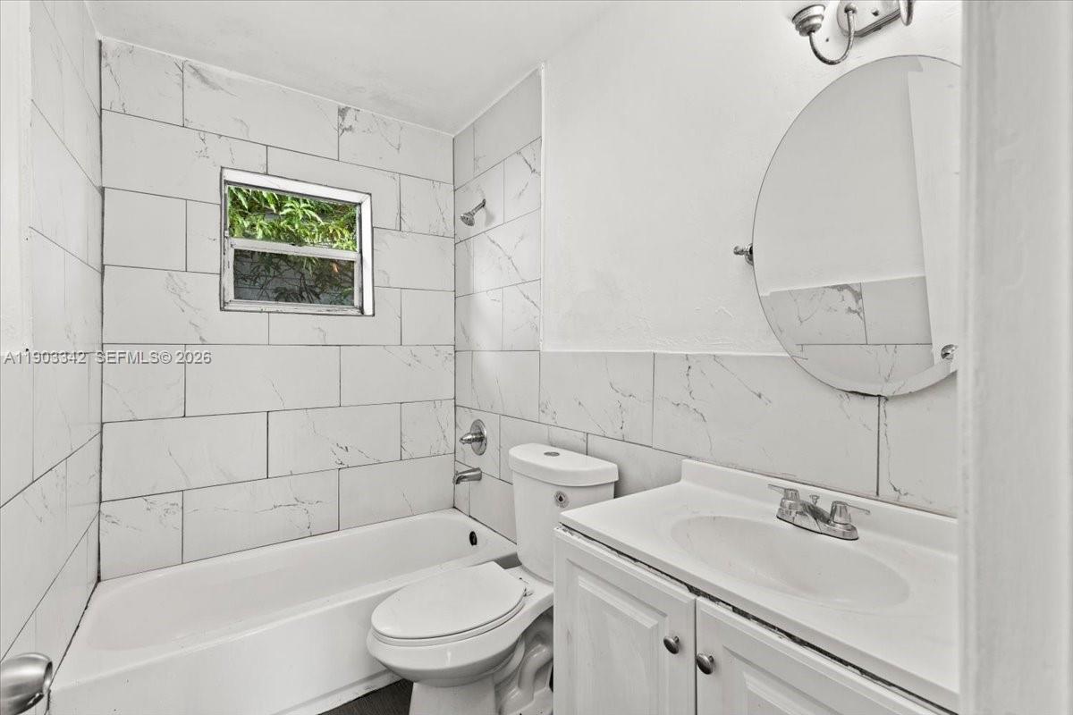 WASHINGTON PARK - Residential Income