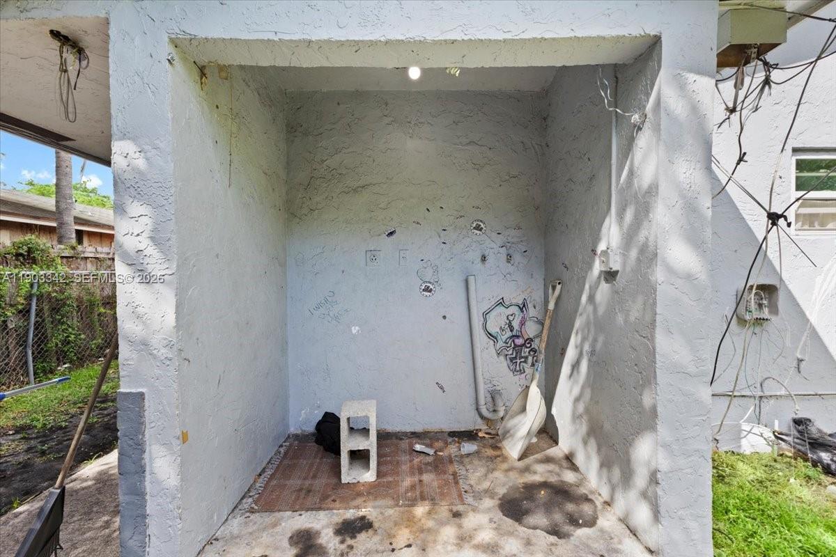 WASHINGTON PARK - Residential Income