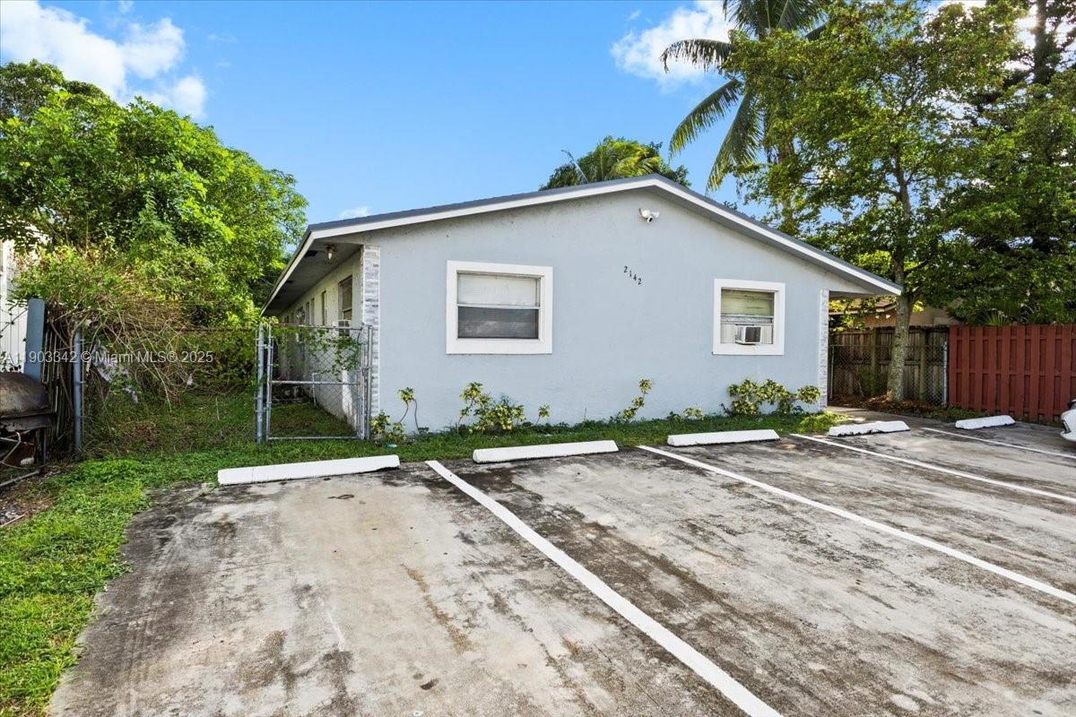 Turnkey Income-Producing Triplex in Central Broward!
Investor-ready opportunity at 2142 NW 8th Street, Fort Lauderdale, FL 33311. This fully occupied triplex delivers immediate cash flow with reliable tenants, including one with over 5 years of residency. Each unit features separate entrances and ample parking, offering consistent rental appeal. Centrally located near I-95, downtown Fort Lauderdale, public transportation, shopping, and schools. Whether you’re expanding your portfolio or seeking a stable asset in a high-demand area, this property is a solid addition with strong long-term potential. New roof. Newer wall units per unit to circulate cooling.