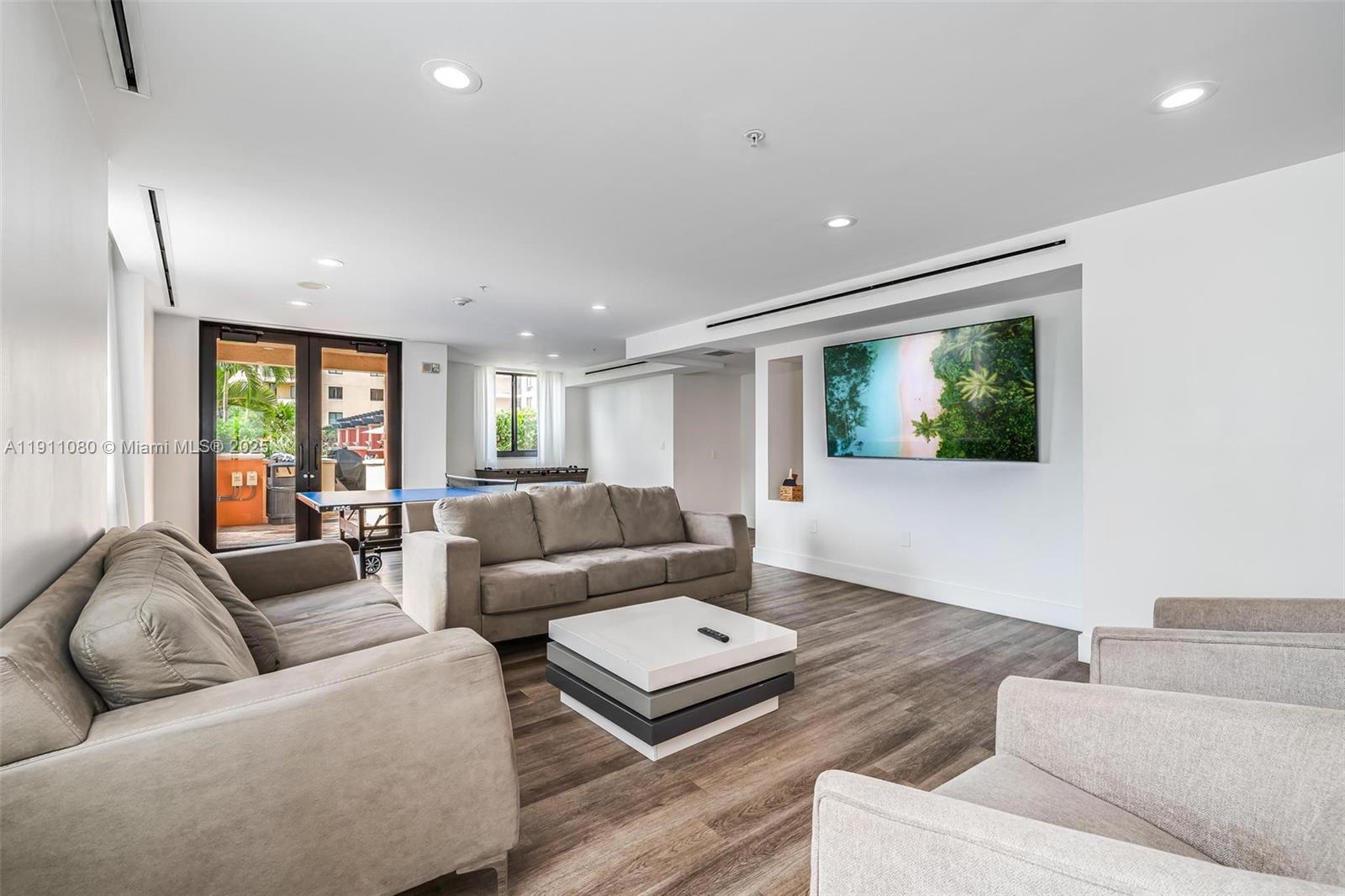 WAVERLY AT LAS OLAS CONDO - Residential Lease