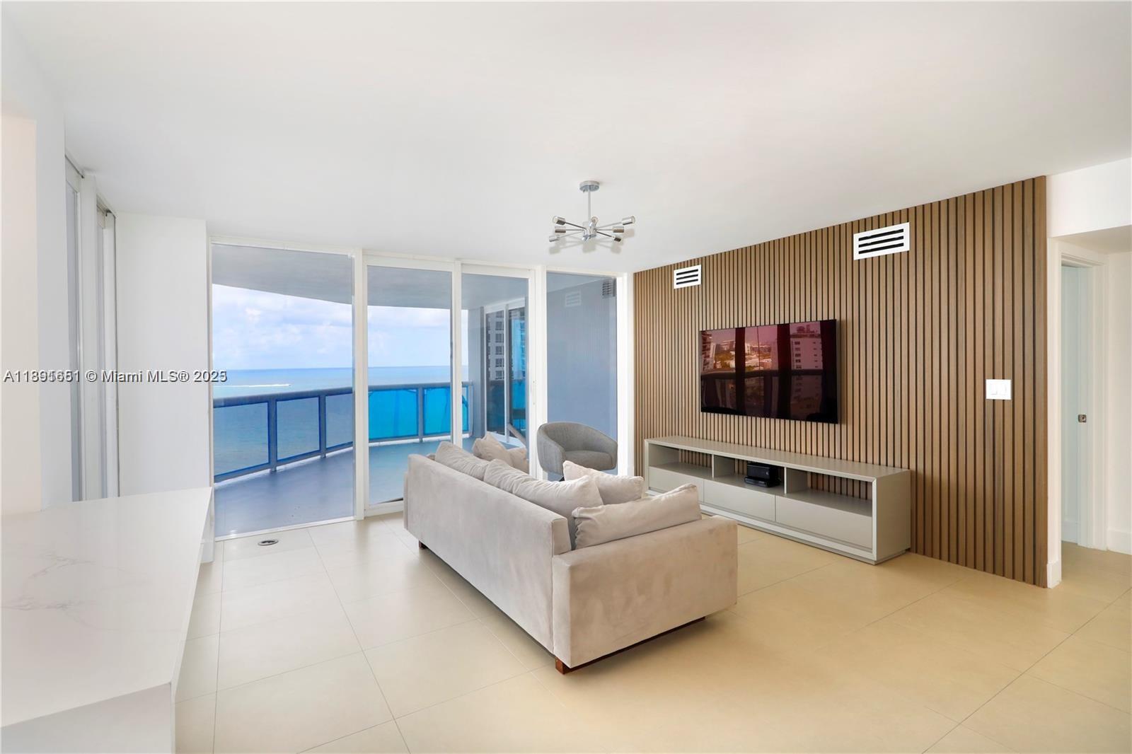 LA GORCE PALACE CONDO - Residential