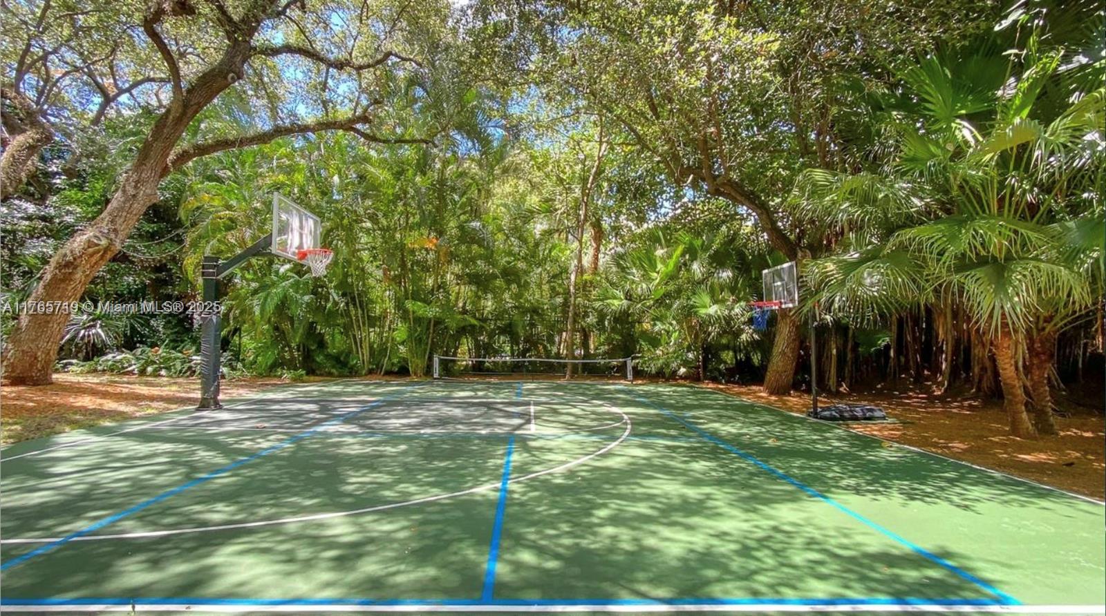 GROVENOR HOUSE CONDO - Residential