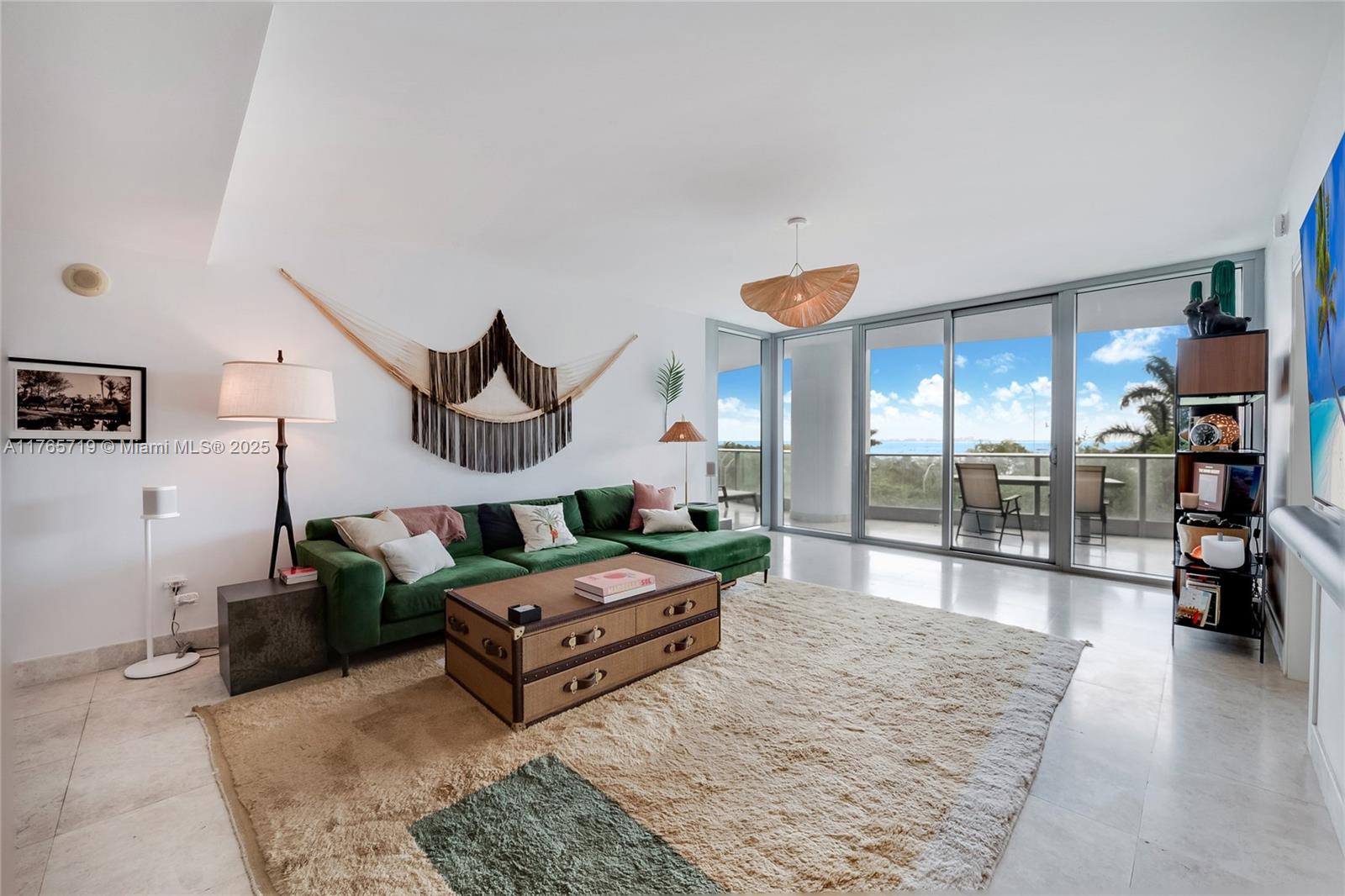 2627 S Bayshore Dr 605