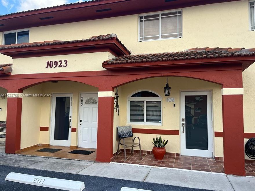 This fantastic condo offers a prime location in the heart of Hialeah Gardens. With 3 bedrooms and 2 baths, it provides spacious and comfortable living for you and your family. The condo features well-designed living spaces, perfect for relaxation and entertainment. The interior exudes warmth and comfort, making it the ideal place to call home. This condo is conveniently located near shopping centers, restaurants, schools, and parks. It offers easy access to major highways for seamless commuting. Whether you're a first-time homebuyer or looking for an upgrade, this condo is ready to welcome you. Don't miss out on this opportunity to own a beautiful and comfortable space in Hialeah Gardens.