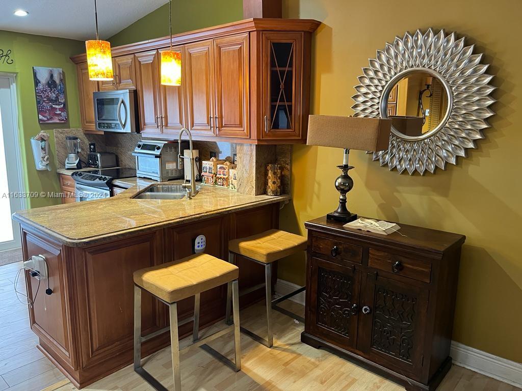 GARDEN VILLAS CONDO I - Residential
