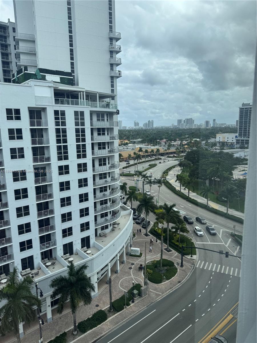 RADIUS CONDOminium - Residential