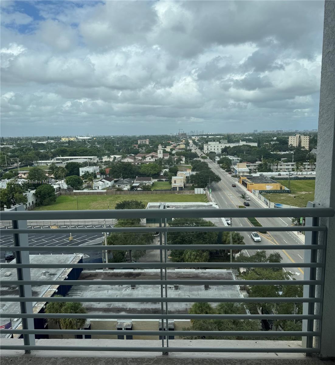 RADIUS CONDOminium - Residential